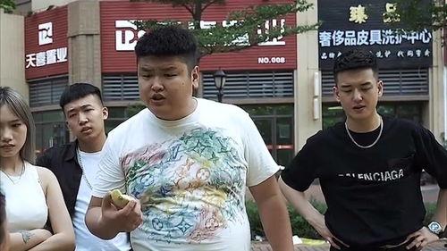 掀摊子吃瓜视频,揭秘网络热传视频背后的故事