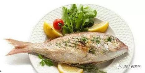 吃瓜梳头听鱼,探寻生活中的小确幸