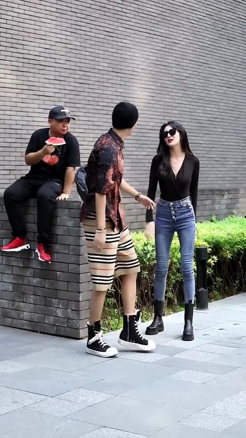 people吃瓜群众反光服,时尚与安全的完美结合